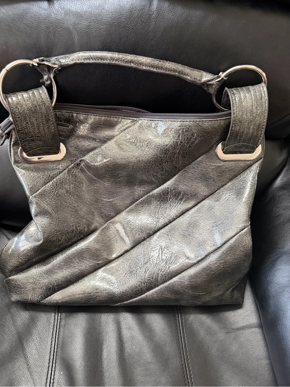 Everyday Metallic Silver Shoulder Bag